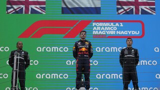 Formula 1: Νίκη στην Ουγγαρία για τον Μαξ Φερστάπεν που ξεκίνησε από τη 10η θέση