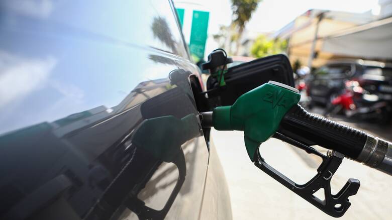 Fuel Pass 2: Ποια ΑΦΜ δικαιούνται σήμερα το επίδομα καυσίμων