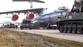 Εκρήξεις σε ρωσική αεροπορική βάση στην Κριμαία: Ένας νεκρός και αναφορές για υλικές ζημιές