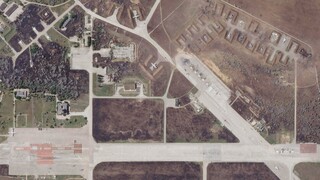 Ουκρανία: Δορυφορικές εικόνες αποκαλύπτουν την καταστροφή των ρωσικών αεροσκαφών στην Κριμαία