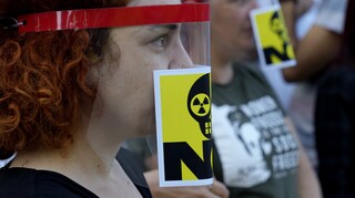 Εφιαλτική προειδοποίηση: Τη μισή ανθρωπότητα θα αφάνιζε ένας πυρηνικός πόλεμος ΗΠΑ - Ρωσίας