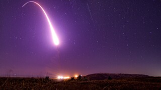 ΗΠΑ: Επίδειξη δύναμης με δοκιμή διηπειρωτικού βαλλιστικού πυραύλου