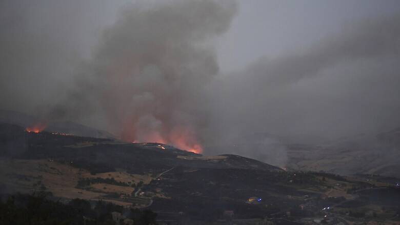 Ιταλία: Φωτιά στο νησί Παντελερία - Απομακρύνθηκε από τη βίλα του ο Τζόρτζιο Αρμάνι