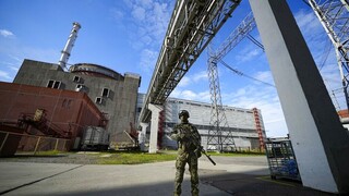 Ζαπορίζια: Με κομμένη την ανάσα η Ευρώπη - Ρωσικά οχήματα σε αίθουσα στροβίλων του πυρηνικού σταθμού