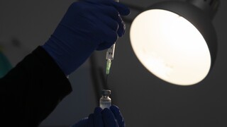 Ευλογιά των πιθήκων: Νέες οδηγίες του ΕΜΑ για τον εμβολιασμό κατά του ιού