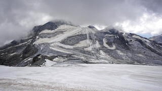 Κλιματική αλλαγή: Ο όγκος των ελβετικών παγετώνων μειώθηκε κατά 50% από το 1931