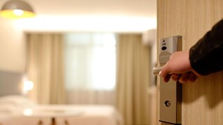 Ράλι ανόδου στις τιμές των ξενοδοχείων - Ακριβότερο φέτος το κόστος διαμονής