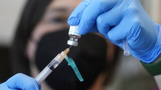 Παπαευαγγέλου στο CNN Greece: Αυτές οι ηλικιακές ομάδες πρέπει να εμβολιαστούν με την 4η δόση