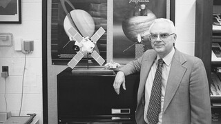 Φρανκ Ντρέικ: Πέθανε ο Αμερικανός αστρονόμος και πρωτοπόρος στην αναζήτηση εξωγήινης νοημοσύνης