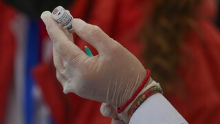 Κορωνοϊός: Η Επιτροπή Εμβολιασμών αποφασίζει για την 5η δόση - Τι ανακοινώθηκε για το νέο σκεύασμα