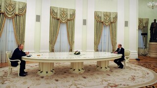 Επικοινωνία Σολτς-Πούτιν για την Ουκρανία: Να βρεθεί διπλωματική λύση