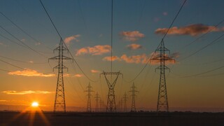 Ηλεκτρικό ρεύμα: Φθηνότερα τιμολόγια, αλλαγές στην επιδότηση