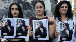 Ιράν: Στους 35 οι νεκροί από τις αιματηρές εξεγέρσεις - Internet από ΗΠΑ για να ενισχυθεί το κίνημα