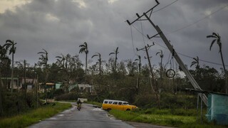 Σοβαρά προβλήματα στην Κούβα από τον κυκλώνα Ίαν: Χωρίς ρεύμα όλη η χώρα