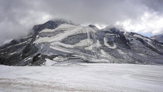 Ελβετία: Οι παγετώνες λιώνουν σε ρυθμό ρεκόρ