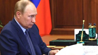 CNNi: Η μερική επιστράτευση Πούτιν θα μπορούσε να ανατρέψει τη συμφωνία που τον κράτησε στην εξουσία