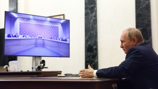 Πούτιν κατά Δύσης για τον πόλεμο στην Ουκρανία - Τι είπε για τα «λάθη» στην επιστράτευση