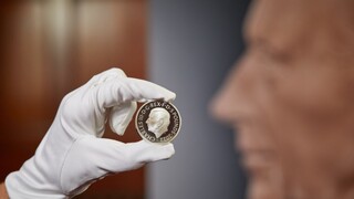 Βασιλιάς Κάρολος: Αποκαλυπτήρια για τα νέα νομίσματα που τον απεικονίζουν