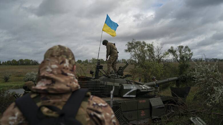 WSJ: Η Ρωσία είναι ο... κύριος «προμηθευτής» του ουκρανικού στρατού σε όπλα