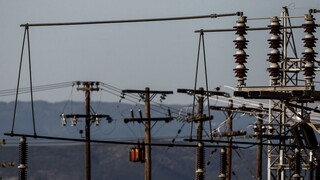 Εξοικονόμηση ηλεκτρικής ενέργειας: Έκπτωση σε όσους μειώσουν την κατανάλωση κατά 15%