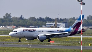 Γερμανία: Ακυρώθηκαν σχεδόν οι μισές πτήσεις της Eurowings λόγω απεργίας των πιλότων