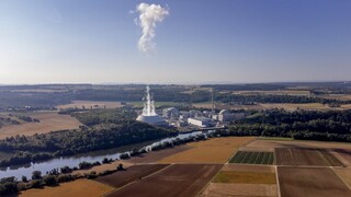 Γερμανία: Σε λειτουργία έως τις 15 Απριλίου οι τρεις πυρηνικοί σταθμοί με απόφαση Σολτς