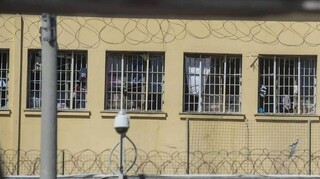 Ένταση στις φυλακές Χανίων: Κρατούμενοι έβαλαν φωτιές και επιχείρησαν να κατεβάσουν πλέγμα