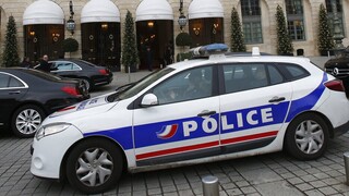 Γαλλία: Ταξιτζής μετέφερε εν αγνοία του την ύποπτη και το πτώμα της 12χρονης στη βαλίτσα