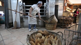 Αυξήσεις στο ψωμί: Eνεργειακό κόστος και τιμές πρώτων υλών «γονατίζουν» τους αρτοποιούς