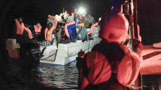 Ιταλία: Αποβιβάστηκαν στον Τάραντα 293 μετανάστες, εννέα ημέρες μετά την αρχική διάσωση