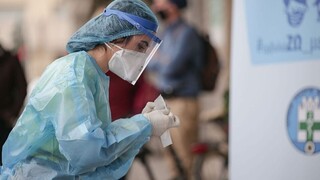 Χειμώνας με «κοκτέιλ» κορωνοϊού και γρίπης - Ανησυχούν οι επιστήμονες