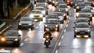 Τέλη κυκλοφορίας 2023: «Τσουχτερά» πρόστιμα και αφαίρεση διπλώματος οδήγησης για τρία χρόνια