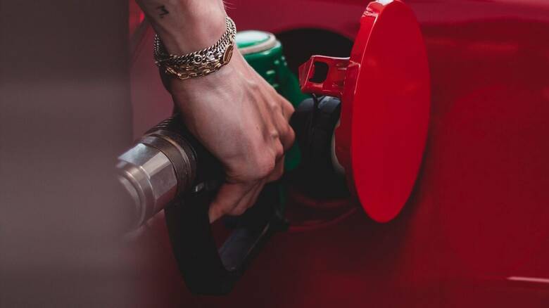 «Έρχεται» το Fuel Pass 3 από τον Νοέμβριο – Εισοδηματικά κριτήρια και bonus 15 ευρώ