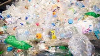 Greenpeace: Η ανακύκλωση του πλαστικού παραμένει ένας «μύθος»