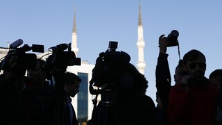 Τουρκία: Μπαράζ συλλήψεων δημοσιογράφων στην πρεμιέρα του νόμου περί «παραπληροφόρησης»