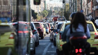 Η κίνηση στους δρόμους: Δύσκολη ημέρα στο Λεκανοπέδιο λόγω της επίσκεψης Σολτς