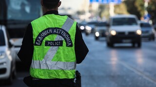 Άγριο έγκλημα στη Θεσσαλονίκη: Βρέθηκε κρυμμένο σκεπάρνι - Ερευνάται αν είναι το όπλο της δολοφονίας