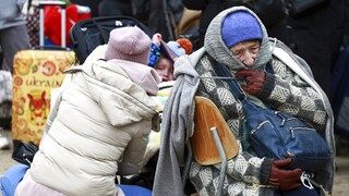Δραματική έκκληση από τον δήμαρχο του Κιέβου: Στείλτε μας κουβέρτες, ρούχα και γεννήτριες