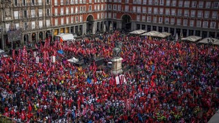 Ισπανία: Μαζική διαδήλωση στη Μαδρίτη με αίτημα την αύξηση των μισθών
