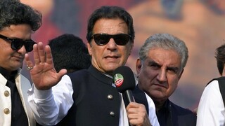 Πακιστάν: Ο Ιμράν Χαν κατηγορεί τον πρωθυπουργό Σαρίφ για απόπειρα δολοφονίας του