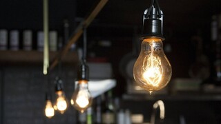 Ηλεκτρικό ρεύμα: «Άλμα» σχεδόν 40% στις τιμές από τη Δευτέρα