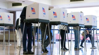 Ενδιάμεσες εκλογές ΗΠΑ: Στις κάλπες οι Αμερικανοί - Νίκη Ρεπουμπλικάνων δείχνουν οι προβλέψεις