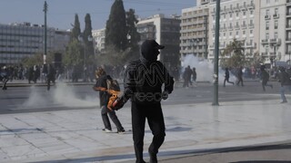 Απεργία: Επεισόδια στο κέντρο της Αθήνας