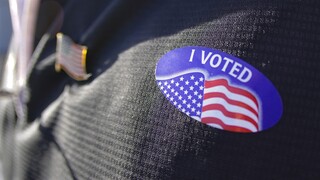 Ενδιάμεσες εκλογές ΗΠΑ: Αριζόνα, Νεβάδα και Τζόρτζια κρίνουν τις εξελίξεις - Μάχη για τη Γερουσία