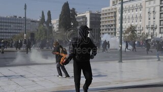 Εμπορικός Σύλλογος Αθηνών: Ζητά αποζημιώσεις για τους βανδαλισμούς καταστημάτων