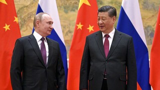 Μέσω... Κίνας θέλει να «φθάσει» στον Πούτιν η Δύση για το ουκρανικό