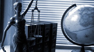 Εξώσεις: Παρέμβαση δικηγόρων στον Άρειο Πάγο για τη νομιμότητα των Εταιρειών Διαχείρισης Απαιτήσεων
