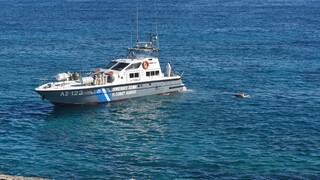 Κρήτη: Στο λιμάνι της Παλαιοχώρας το πλοίο με τους μετανάστες