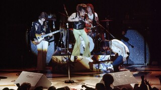Πώς ήταν η ζωή σε μια περιοδεία των Rolling Stones; Ένας φωτογράφος κατέγραψε την απάντηση
