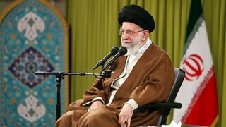 Ιράν: Ο Χαμενεΐ επαίνεσε παραστρατιωτικούς της Basij που συμβάλουν στην καταστολή των διαδηλώσεων